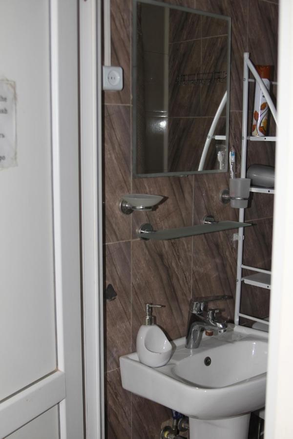 Guest Room Trip Spirit Tbilisi Exterior foto